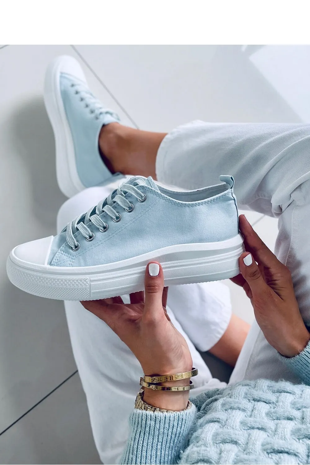 Sneakers model 170617 Inello